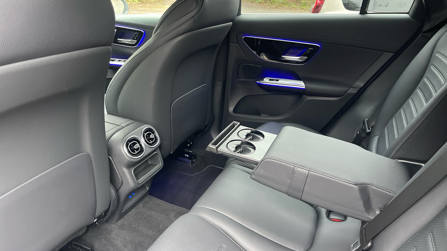 Used Mercedes-Benz GLC 2025 for sale - 77640043: Photo 31