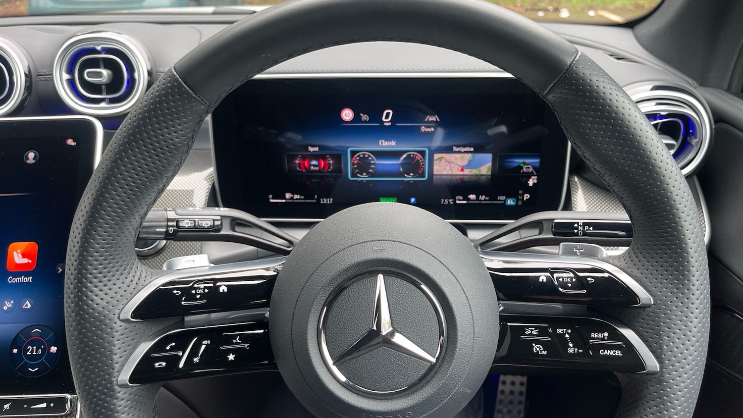 Used Mercedes-Benz GLC 2025 for sale - 77640043: Photo 41