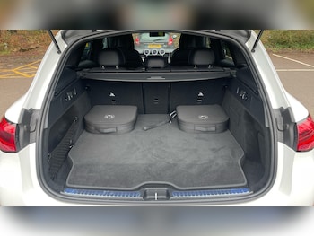 Used Mercedes-Benz GLC 2025 for sale - 77640043: Photo