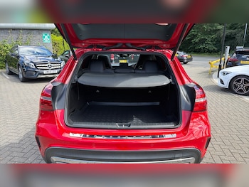 Used Mercedes-Benz GLA 2019 for sale - 78928885: Photo