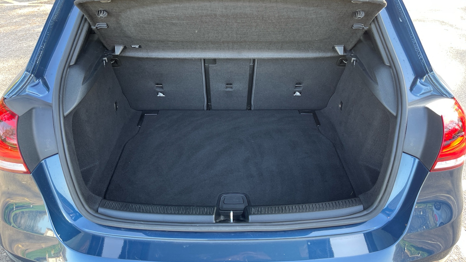 Used Mercedes-Benz A-Class 2023 for sale - 77817895: Photo 4