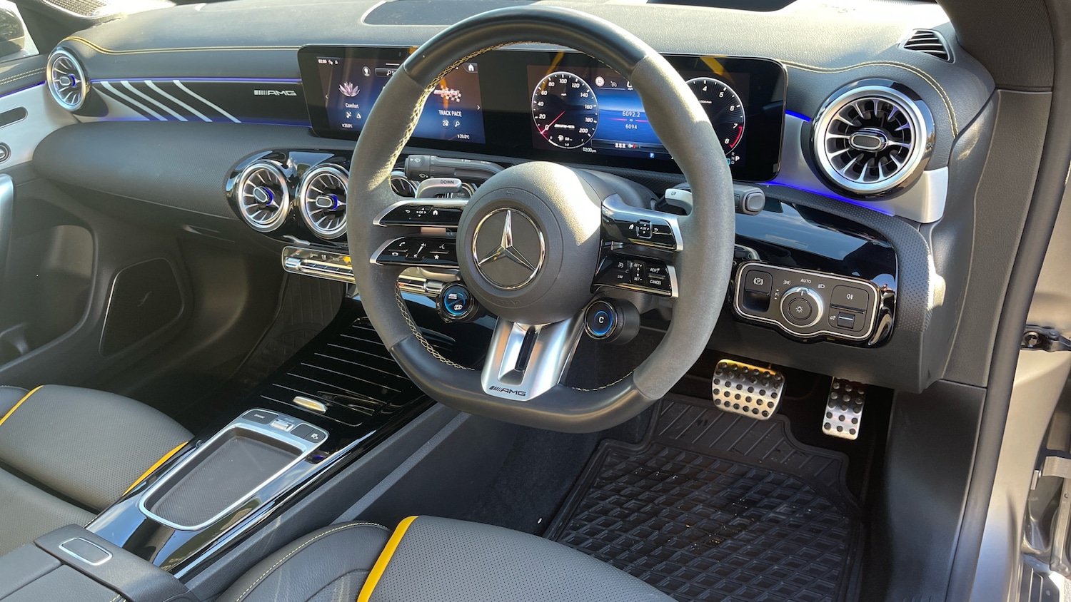 Used Mercedes-Benz CLA 2023 for sale - 76649534: Photo 11