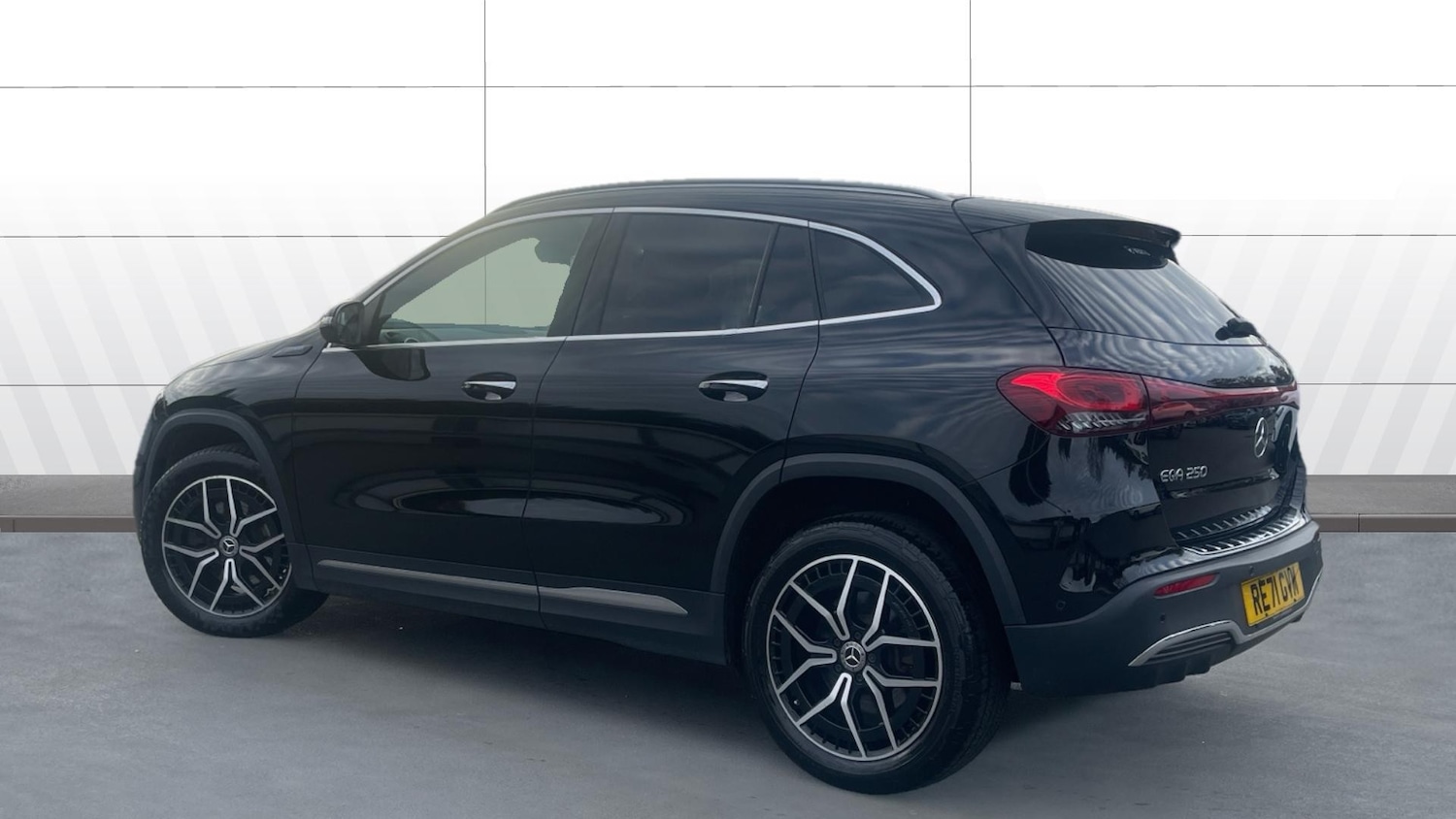 Used Mercedes-Benz EQA 2021 for sale - 76598837: Photo 2