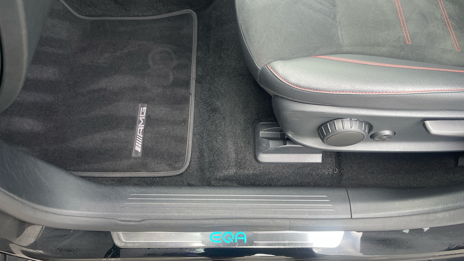 Used Mercedes-Benz EQA 2021 for sale - 76598837: Photo 32