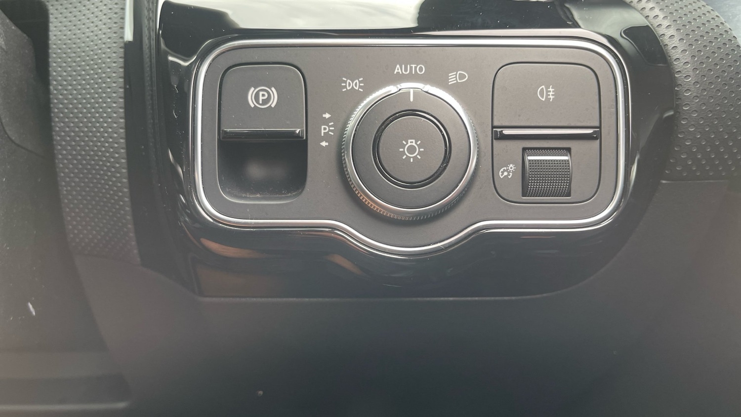 Used Mercedes-Benz CLA 2019 for sale - 76931110: Photo 36