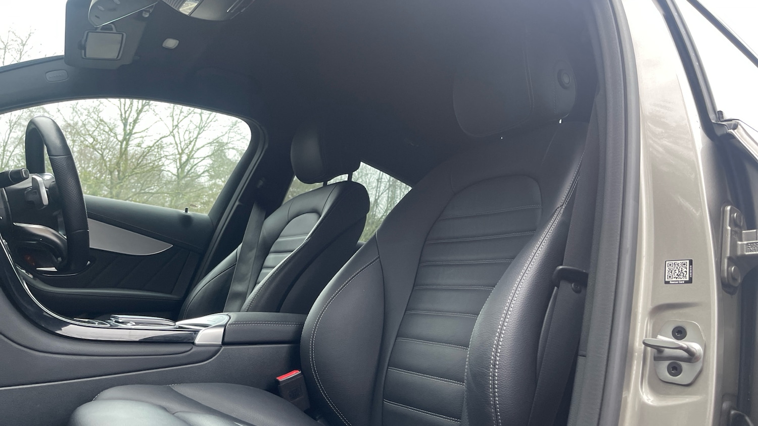 Used Mercedes-Benz GLC 2021 for sale - 77656077: Photo 32