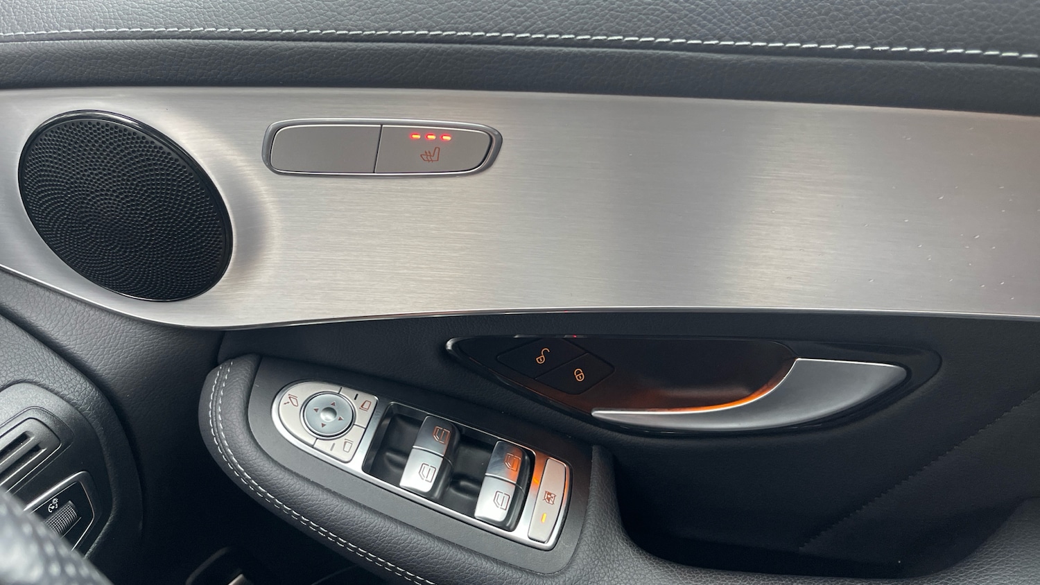 Used Mercedes-Benz GLC 2021 for sale - 77656077: Photo 36