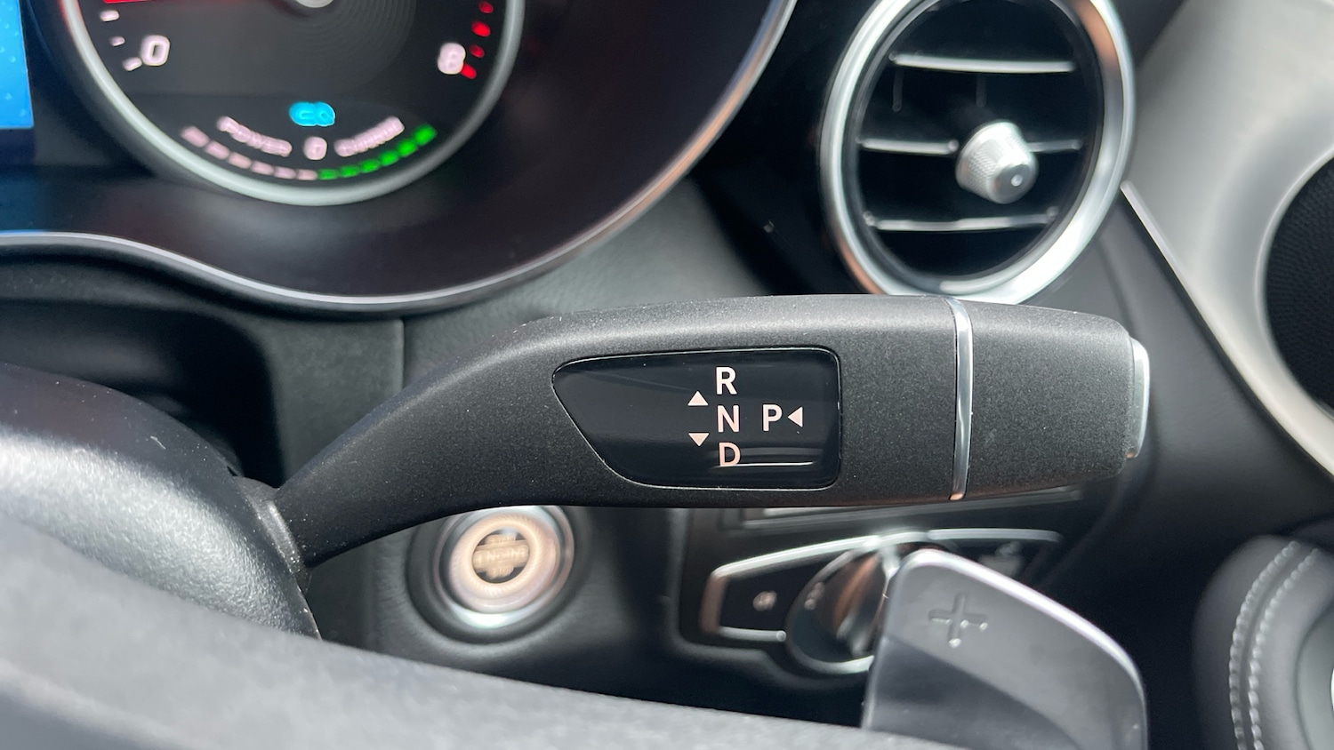 Used Mercedes-Benz GLC 2021 for sale - 77656077: Photo 40