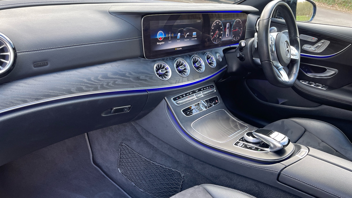 Used Mercedes-Benz E Class 2020 for sale - 77921185: Photo 31