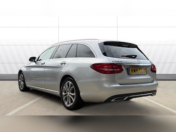 Used Mercedes-Benz C Class 2016 for sale - 79295850: Photo