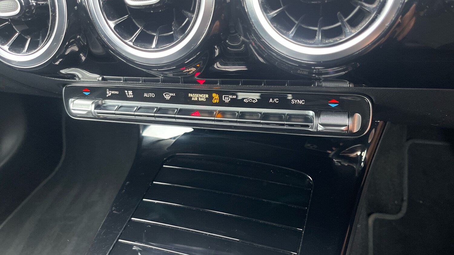 Used Mercedes-Benz A-Class 2022 for sale - 77489858: Photo 37