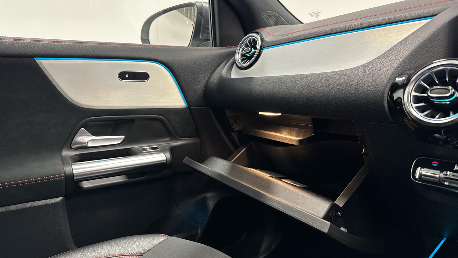 Used Mercedes-Benz EQA 2022 for sale - 77730730: Photo 38