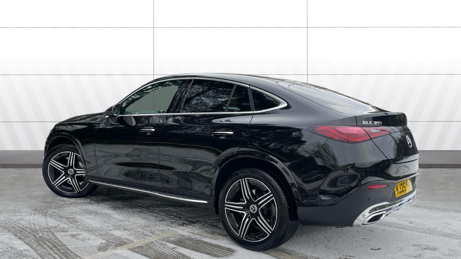 Used Mercedes-Benz GLC 2025 for sale - 77135635: Photo 2