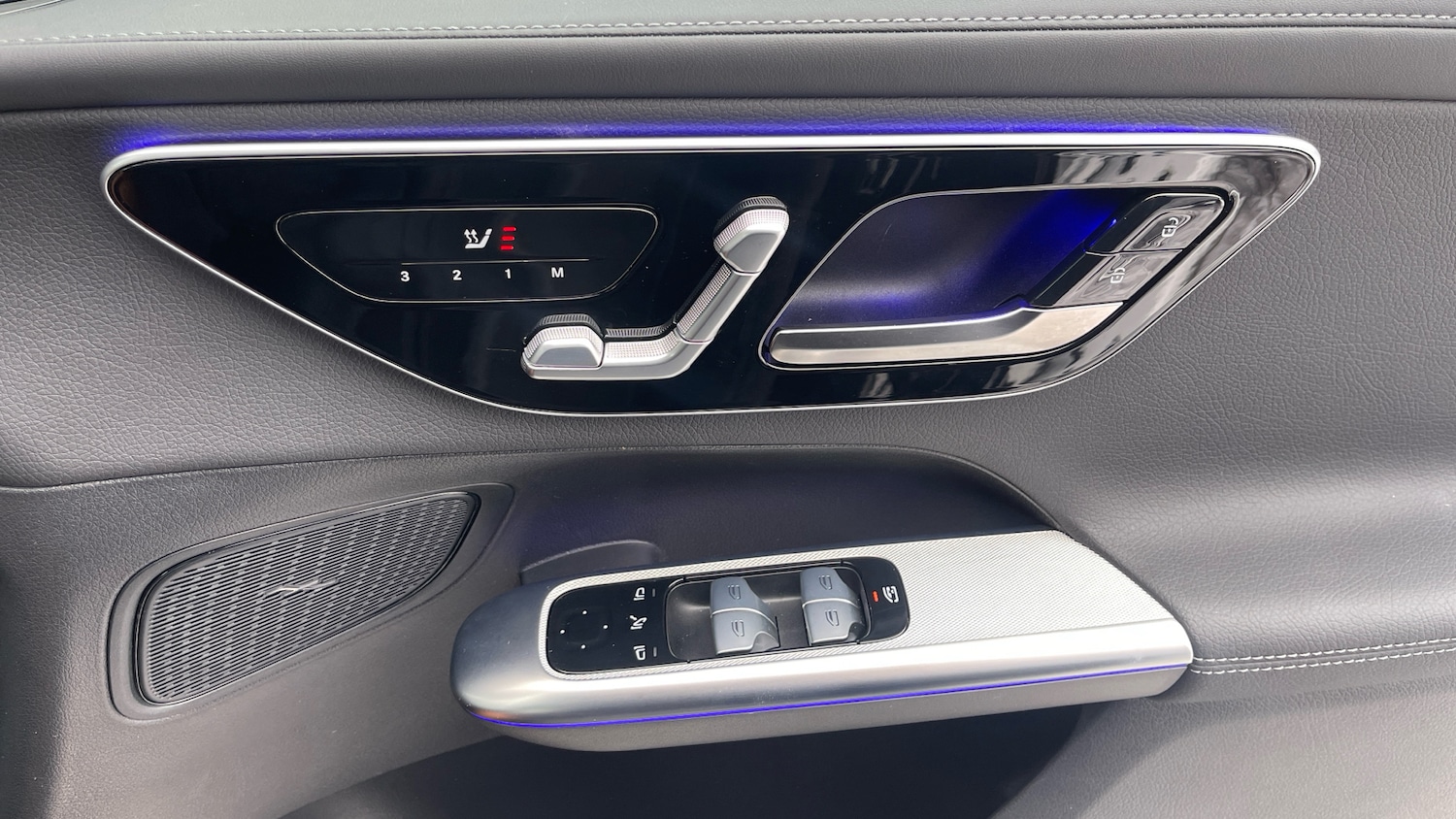 Used Mercedes-Benz GLC 2025 for sale - 77135635: Photo 35