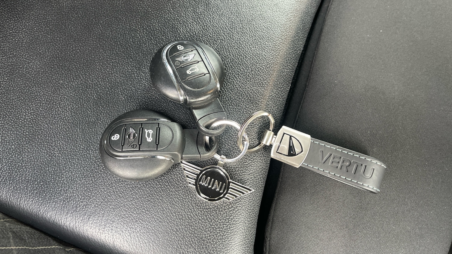 Used MINI Hatch 2019 for sale - 77072967: Photo 20