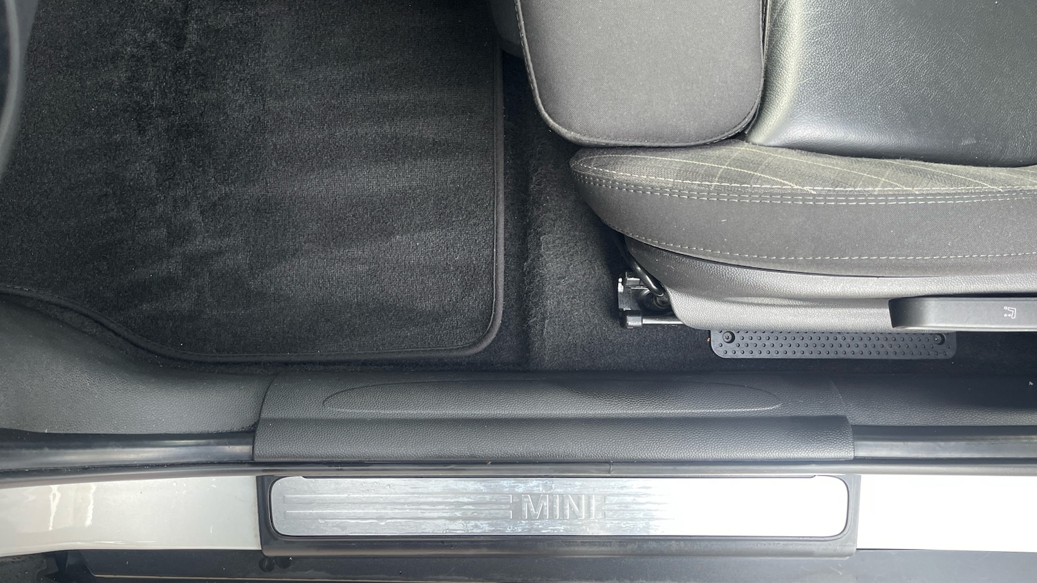 Used MINI Hatch 2019 for sale - 77072967: Photo 31