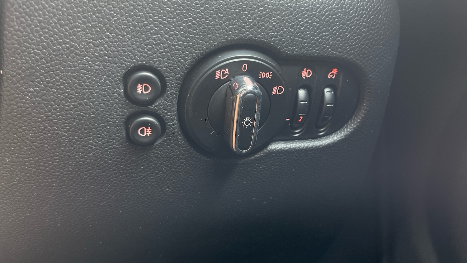 Used MINI Hatch 2019 for sale - 77072967: Photo 33