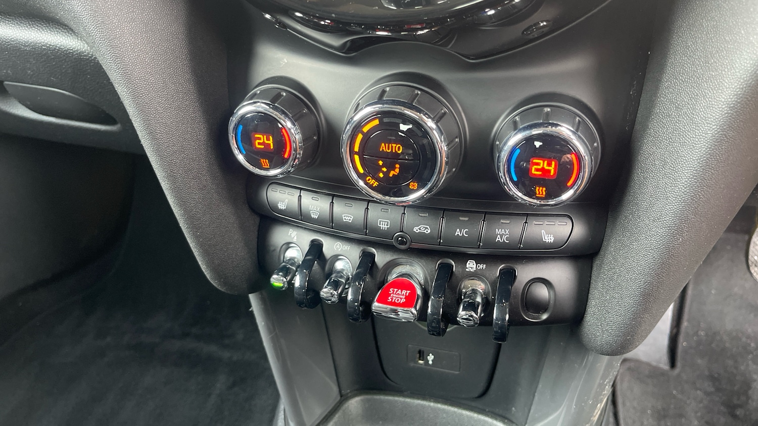 Used MINI Hatch 2019 for sale - 77072967: Photo 36