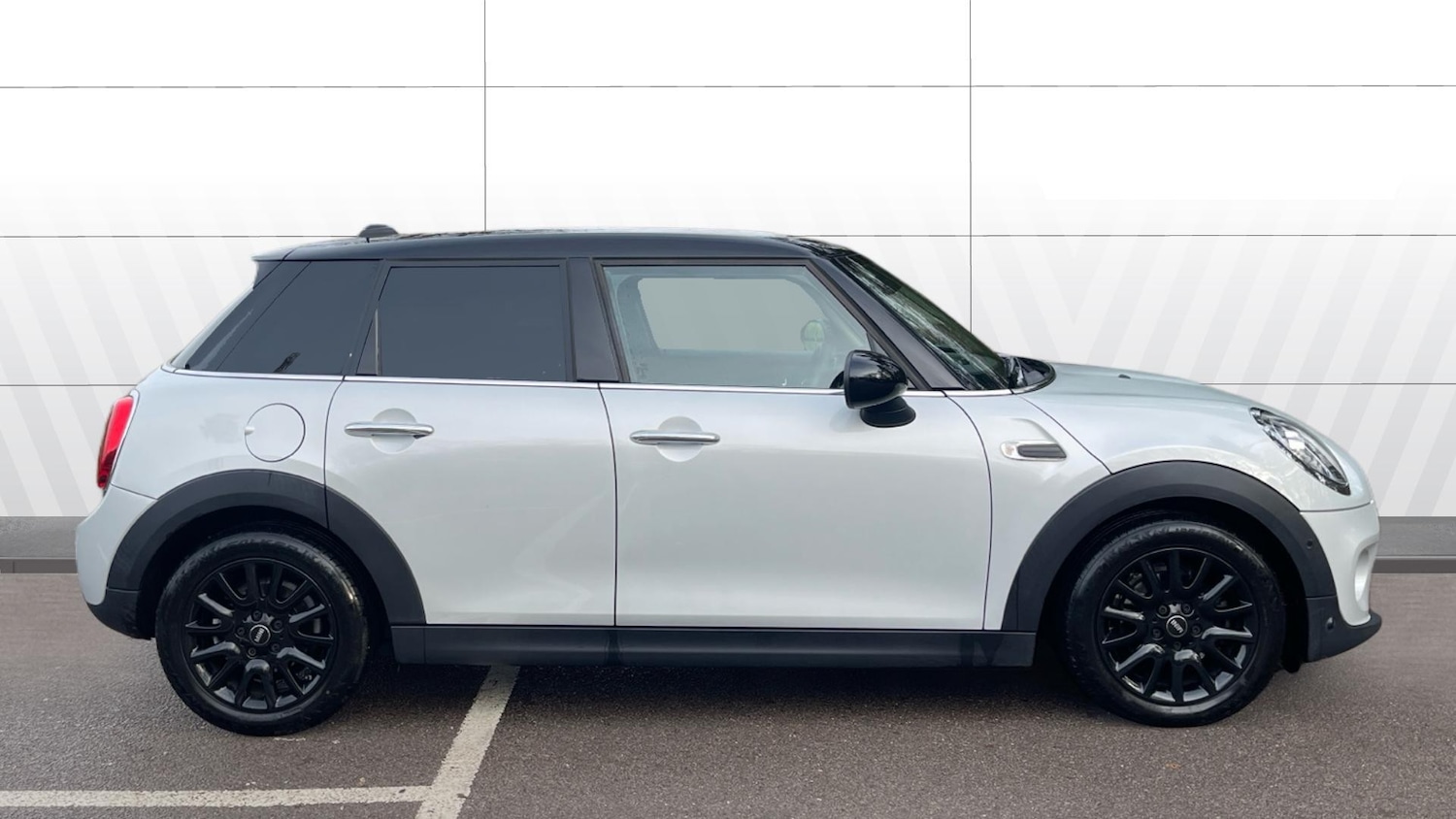 Used MINI Hatch 2019 for sale - 77072967: Photo 5