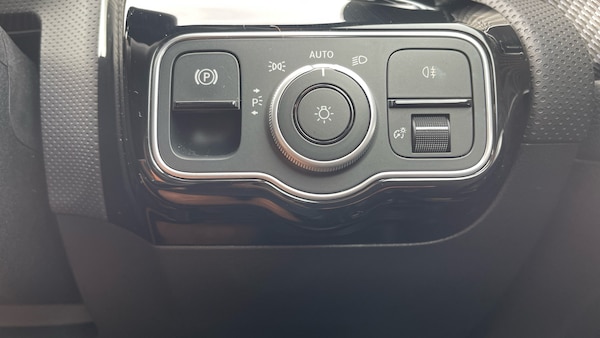 Used Mercedes-Benz CLA 2024 for sale - 76127959: Photo 37
