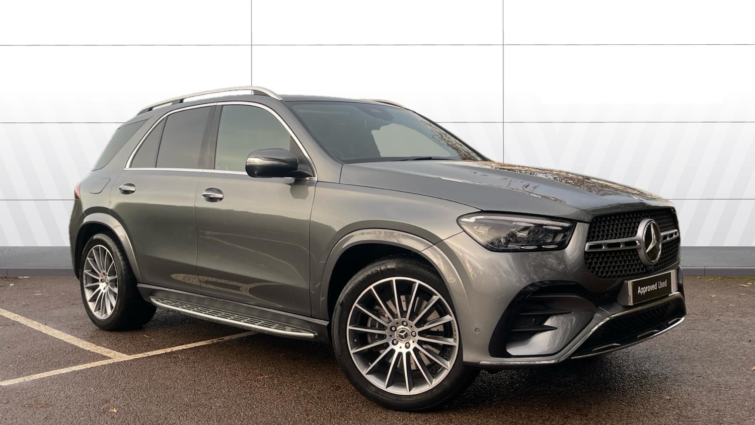 Used Mercedes-Benz GLE 2023 for sale - 77000943: Photo 1