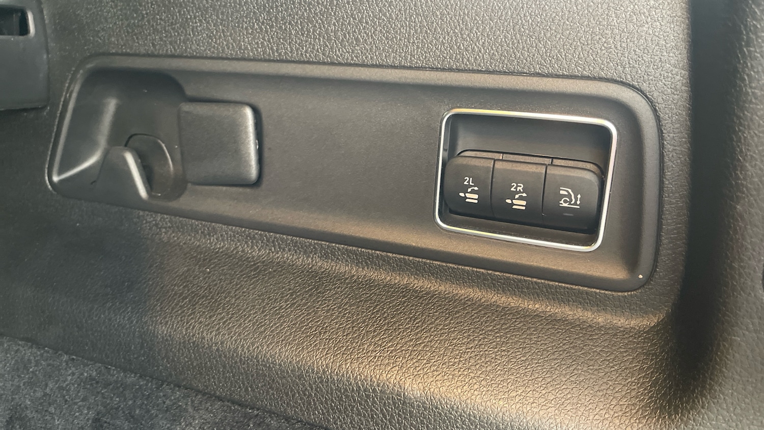 Used Mercedes-Benz GLE 2023 for sale - 77000943: Photo 28