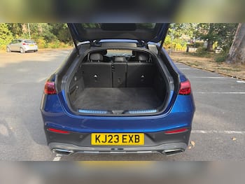 Used Mercedes-Benz GLC 2023 for sale - 79733050: Photo