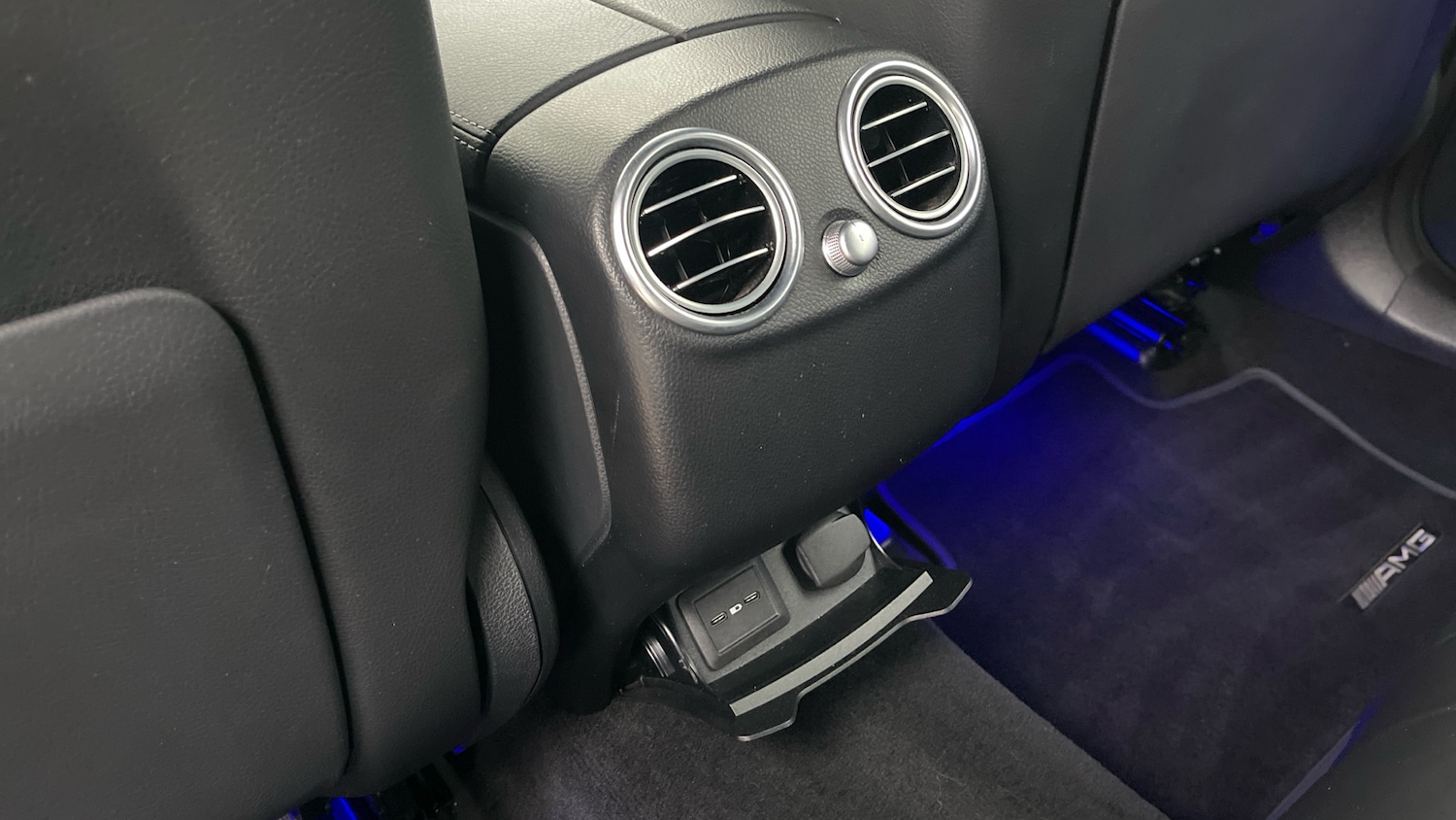 Used Mercedes-Benz GLC 2019 for sale - 77171085: Photo 30