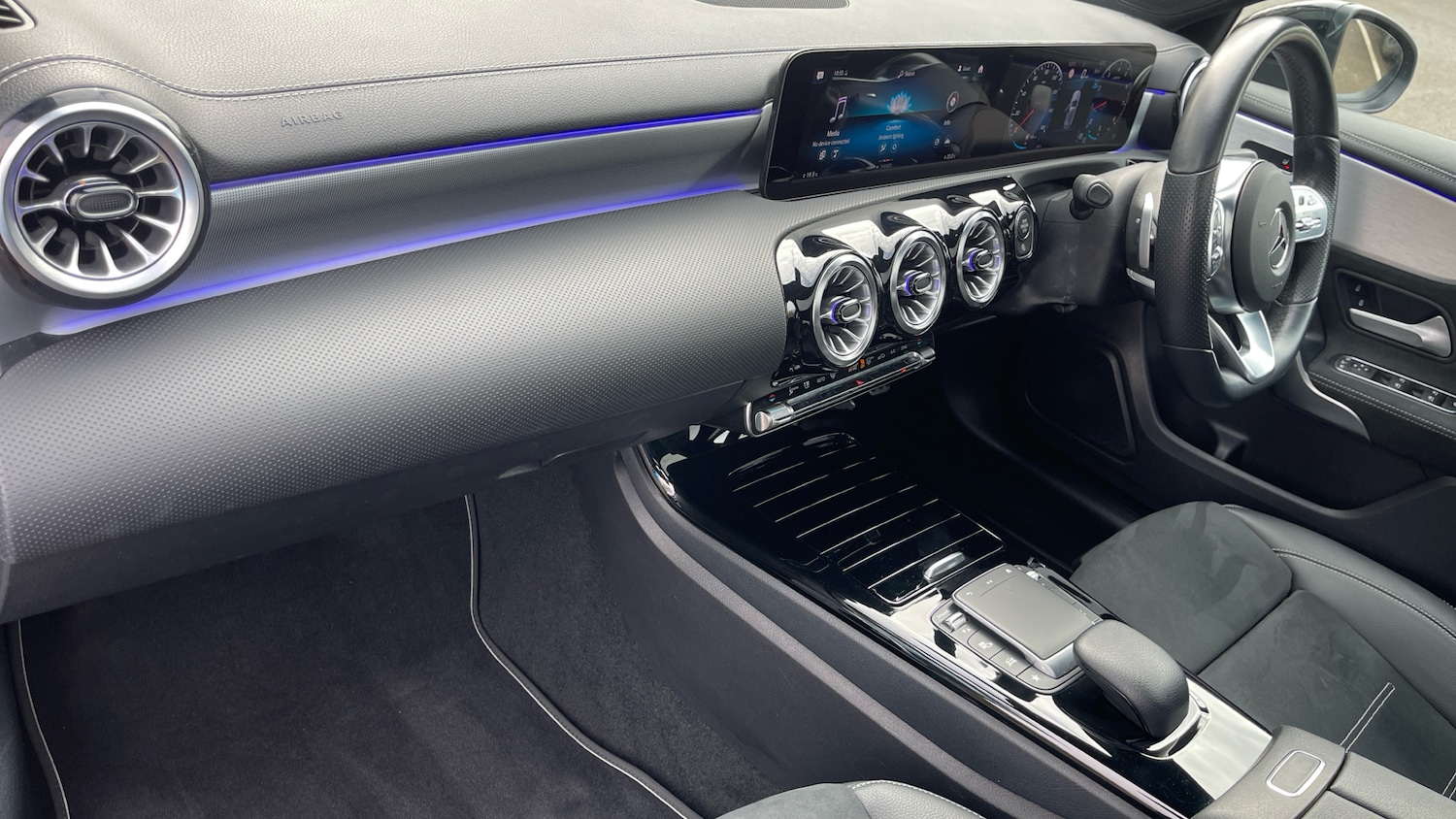 Used Mercedes-Benz A-Class 2022 for sale - 77921189: Photo 32