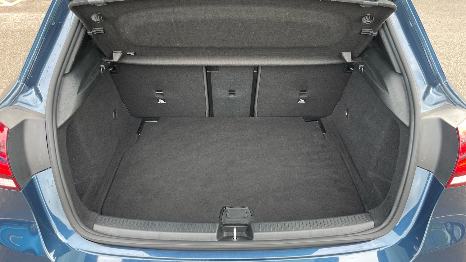 Used Mercedes-Benz A-Class 2022 for sale - 77921189: Photo 4