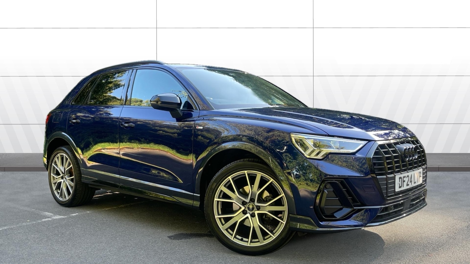 Used Audi Q3 2024 for sale - 76038100: Photo 1