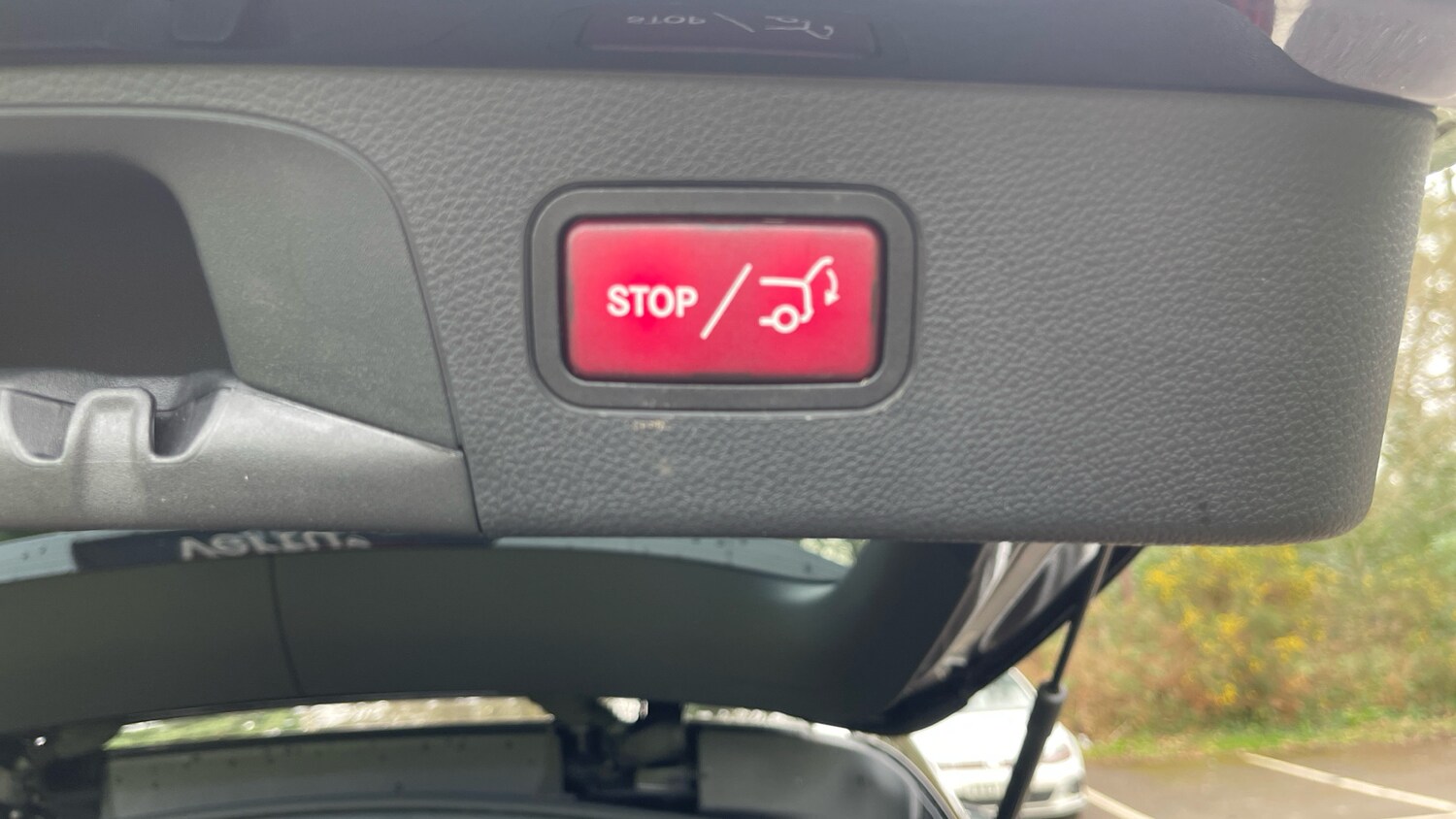 Used Mercedes-Benz GLC 2020 for sale - 77917082: Photo 29