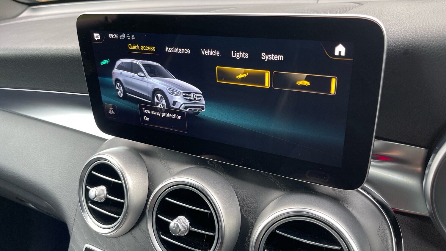 Used Mercedes-Benz GLC 2020 for sale - 77917082: Photo 42