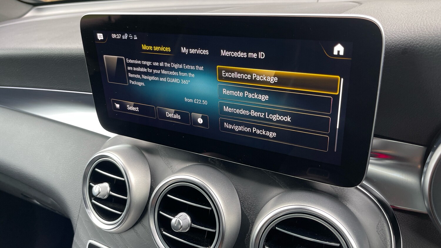 Used Mercedes-Benz GLC 2020 for sale - 77917082: Photo 43