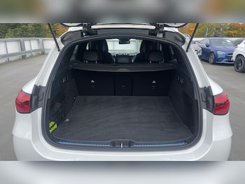 Used Mercedes-Benz GLC 2025 for sale - 76541310: Photo