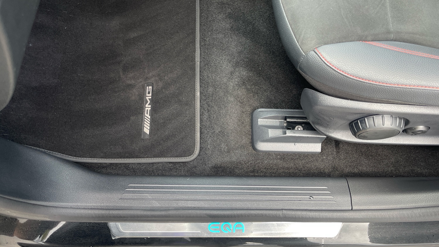 Used Mercedes-Benz EQA 2024 for sale - 76578078: Photo 32