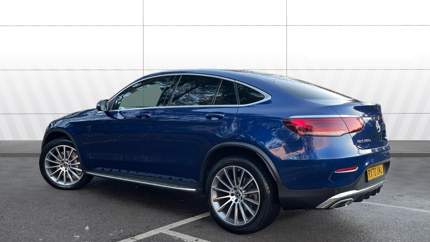 Used Mercedes-Benz GLC 2020 for sale - 76860183: Photo 2