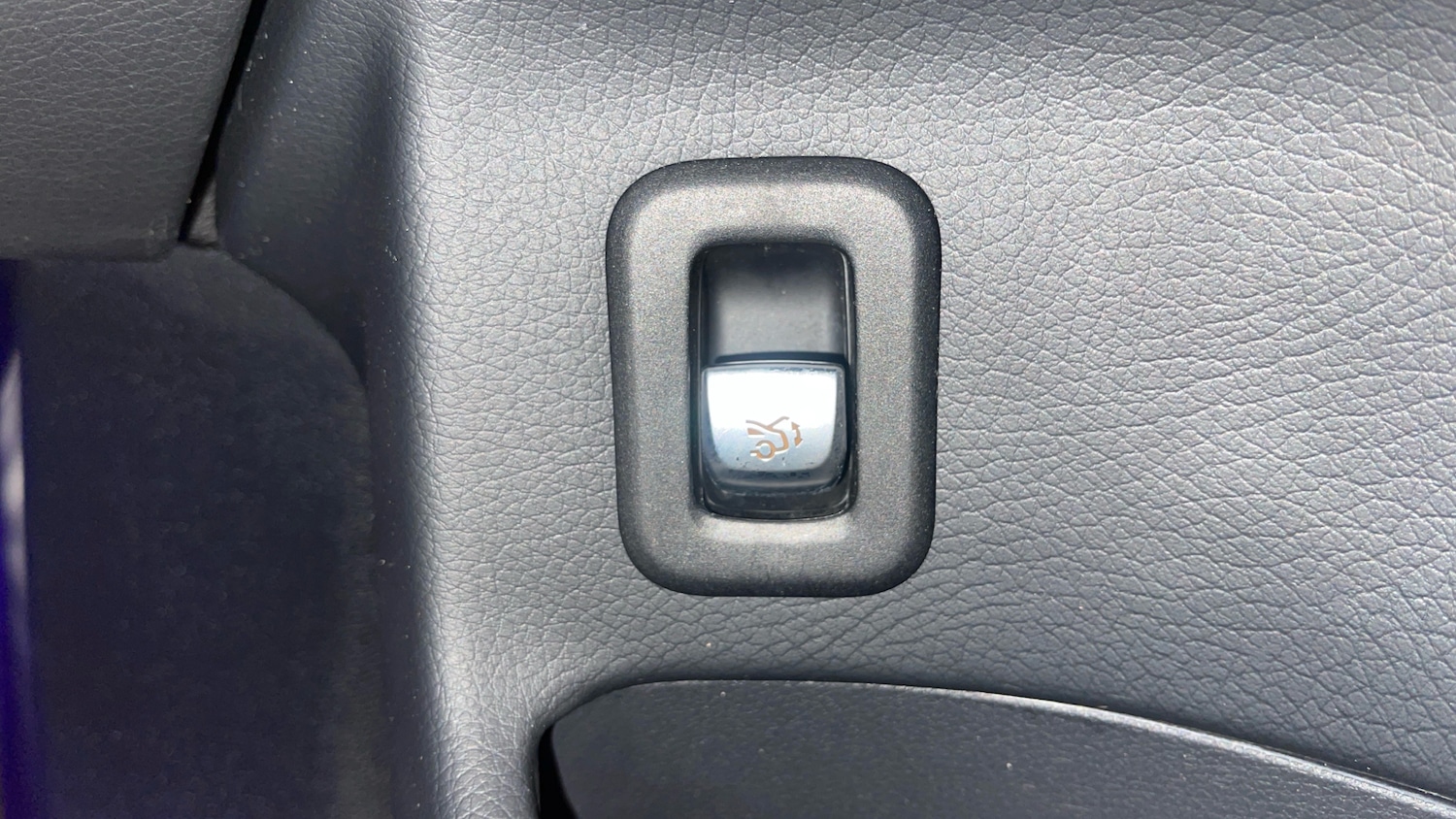 Used Mercedes-Benz GLC 2020 for sale - 76860183: Photo 36