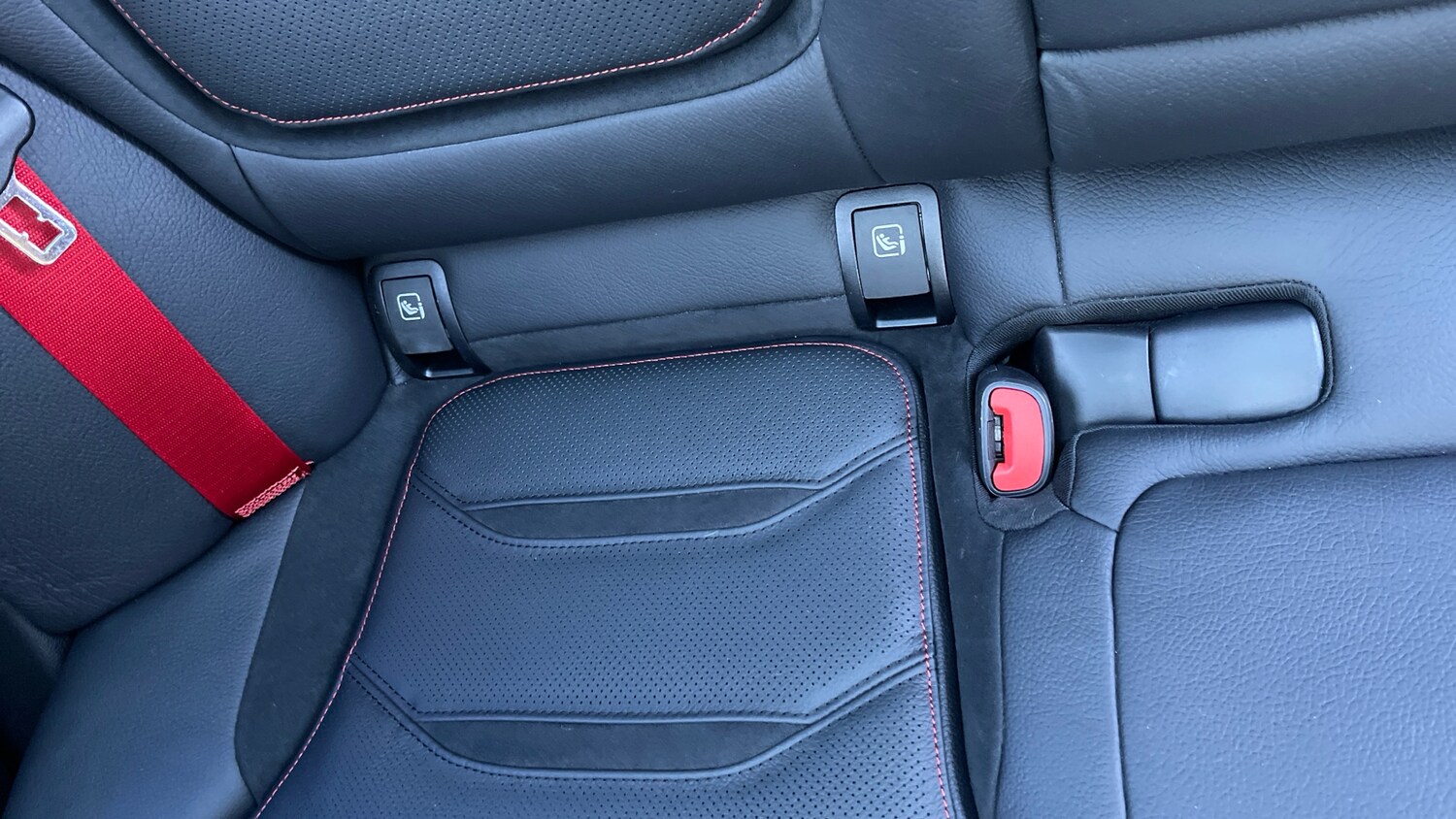 Used Mercedes-Benz C Class 2023 for sale - 77113309: Photo 17