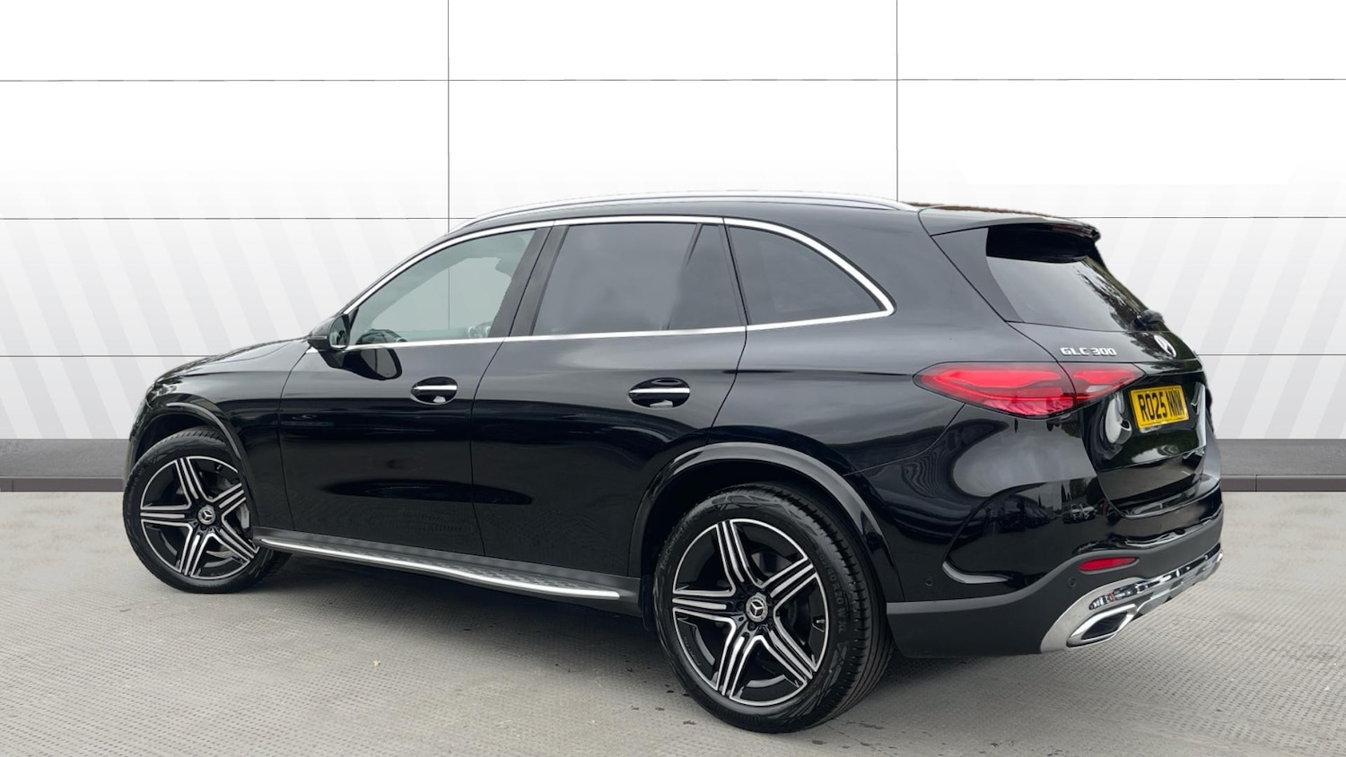 Used Mercedes-Benz GLC 2025 for sale - 76277101: Photo 2