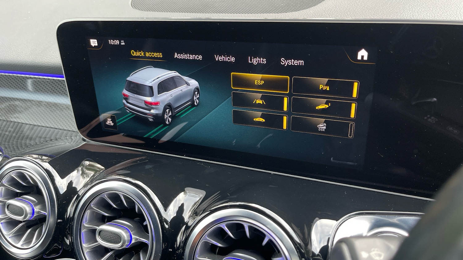 Used Mercedes-Benz GLB 2020 for sale - 76649532: Photo 42