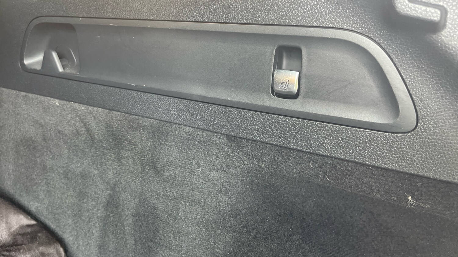 Used Mercedes-Benz EQC 2022 for sale - 77817900: Photo 28