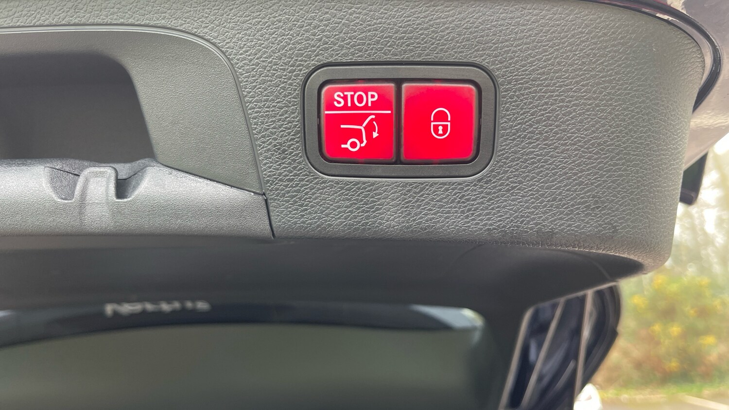 Used Mercedes-Benz EQC 2022 for sale - 77817900: Photo 29