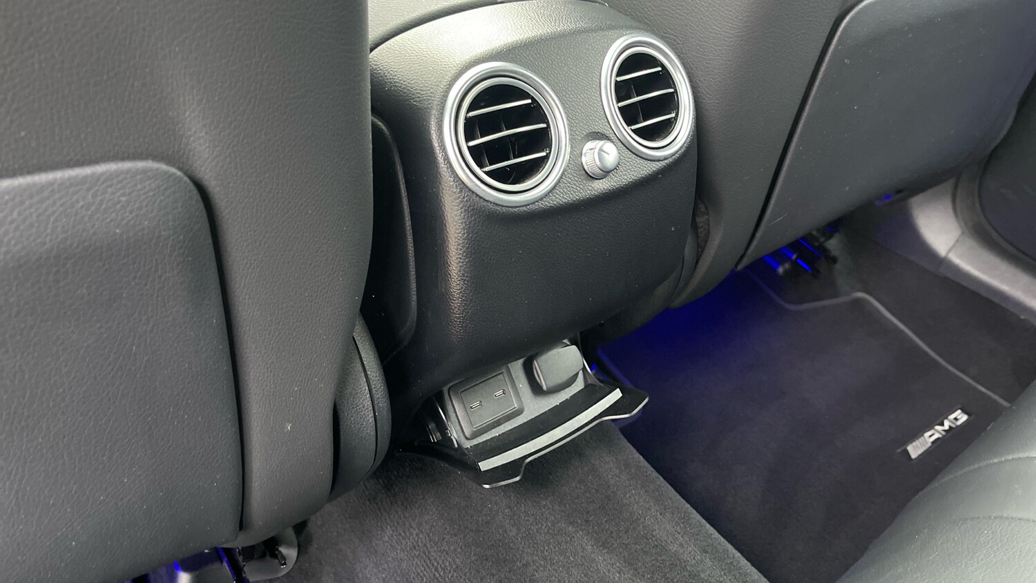 Used Mercedes-Benz EQC 2022 for sale - 77817900: Photo 30