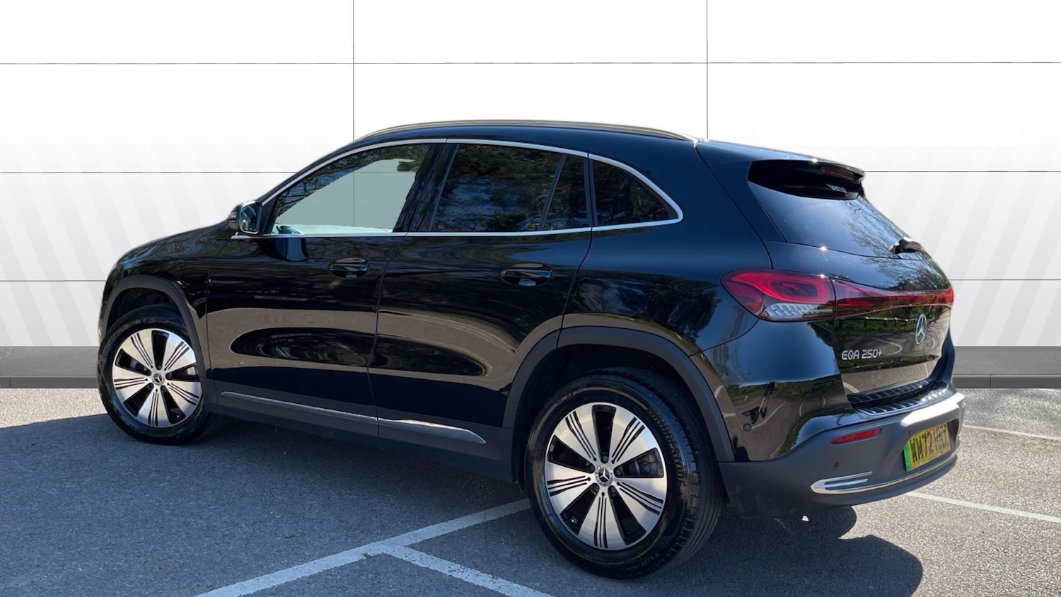 Used Mercedes-Benz EQA 2023 for sale - 77984782: Photo 2