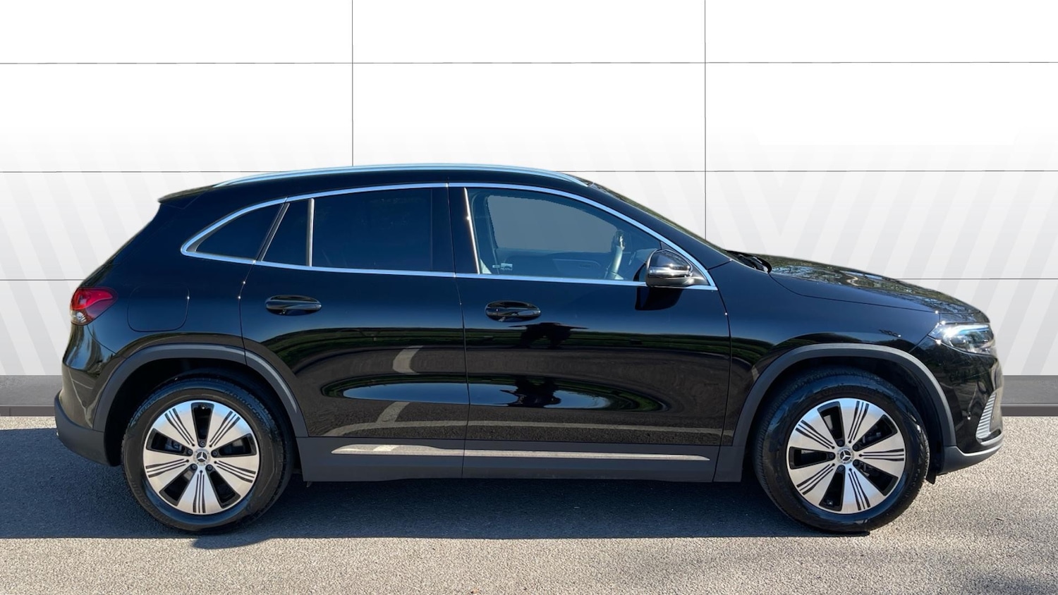 Used Mercedes-Benz EQA 2023 for sale - 77984782: Photo 5