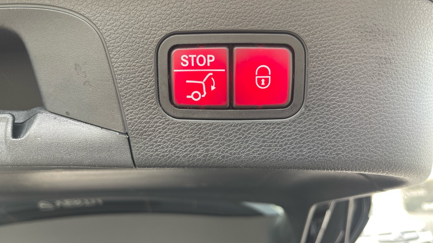 Used Mercedes-Benz EQC 2021 for sale - 76707191: Photo 28