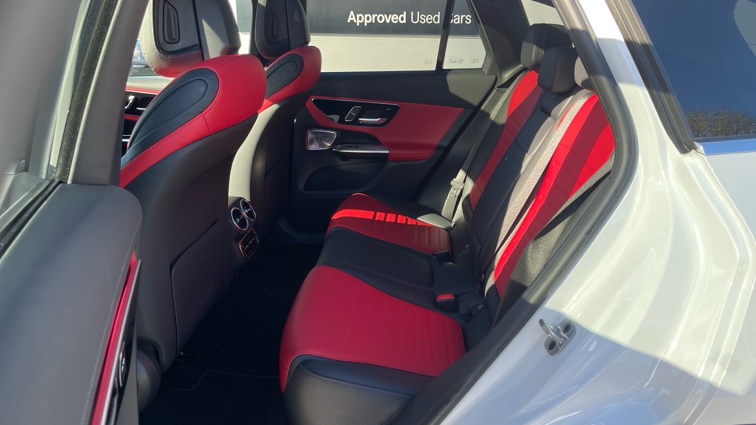 Used Mercedes-Benz GLC 2023 for sale - 76384886: Photo 16