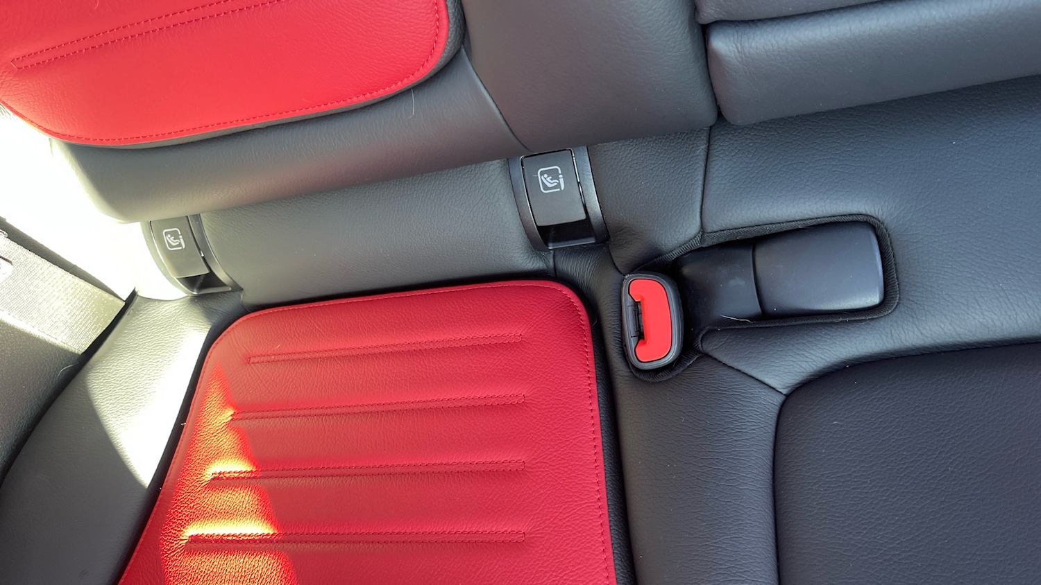 Used Mercedes-Benz GLC 2023 for sale - 76384886: Photo 17