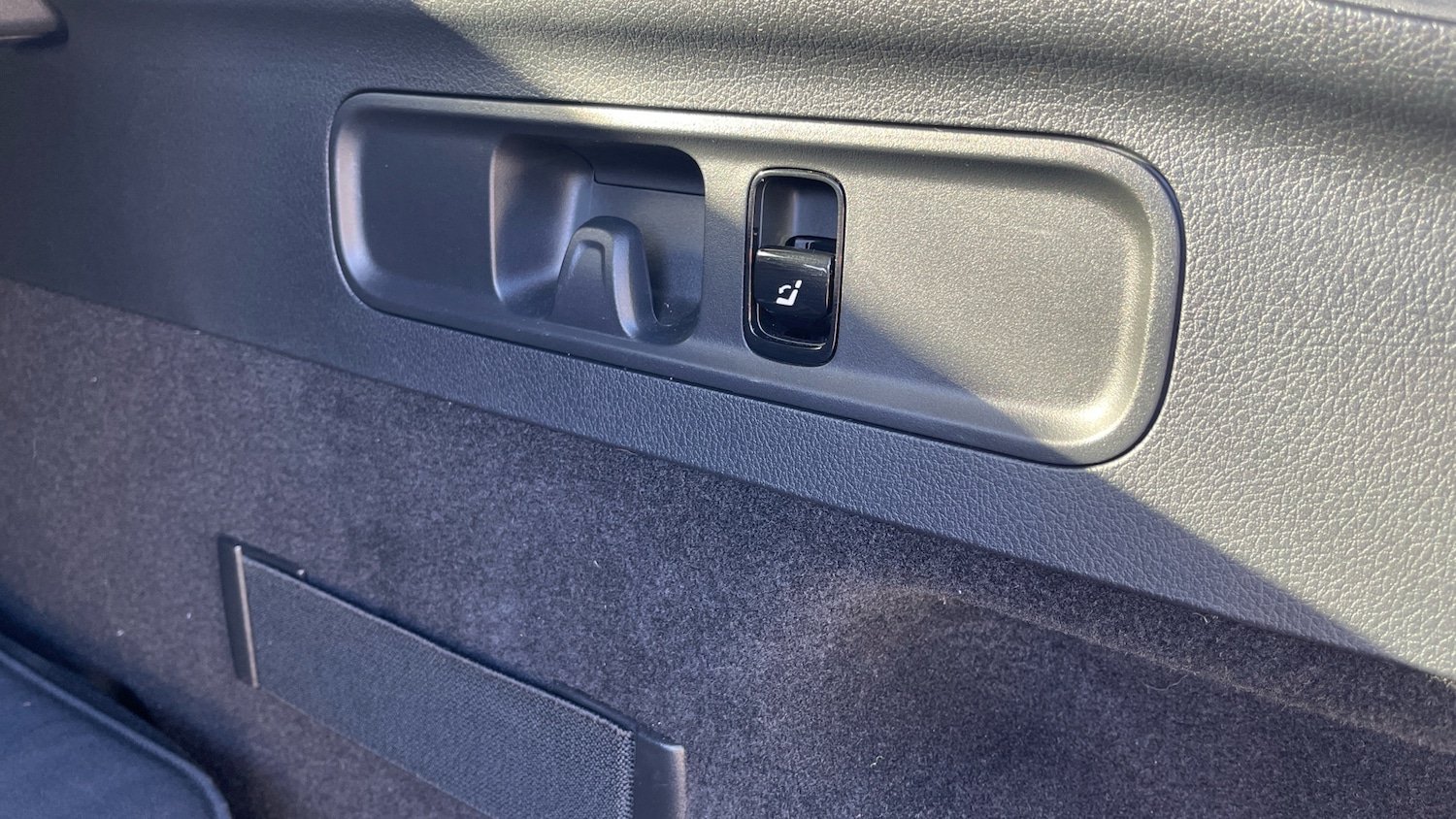 Used Mercedes-Benz GLC 2023 for sale - 76384886: Photo 28